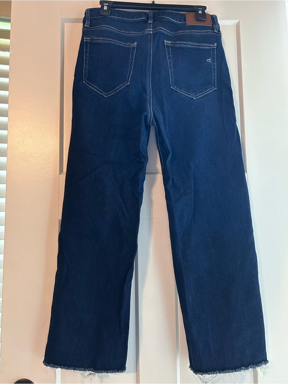 Frayed Hidden Jeans Size 30 - Picture 2 of 7